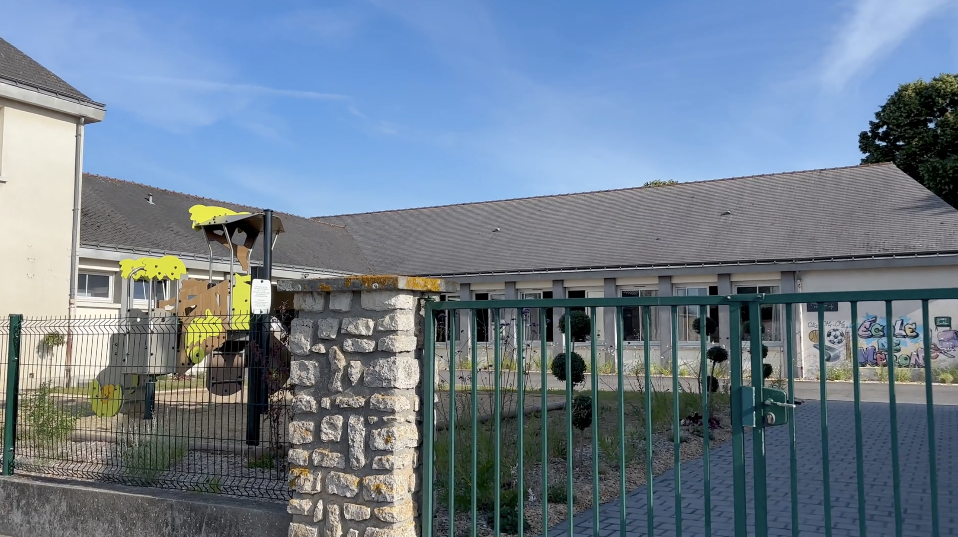 Groupe scolaire Méron
